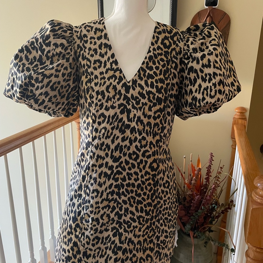 Dance & Marvel Leopard Print V Neck Dress with Puff Sleeves - Picture 12 of 14